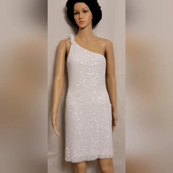 Aidan Mattox Women's Dress|| Color: White With Sequins|| Size:4 - Picture 2 of 7